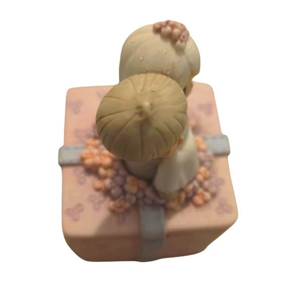 Precious Moments Keepsake Box - Picture 5 of 8